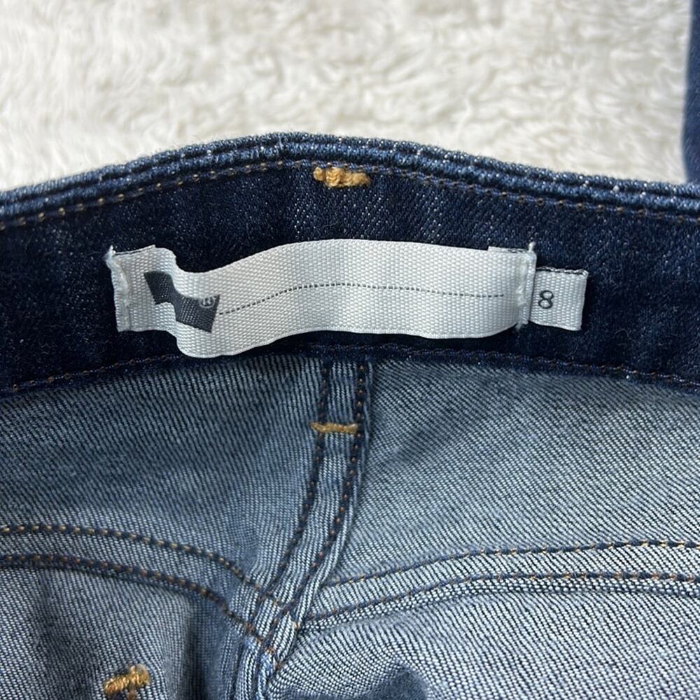 Levis Dark wash denim capri shorts, size 8 or 29 - Picture 10 of 11